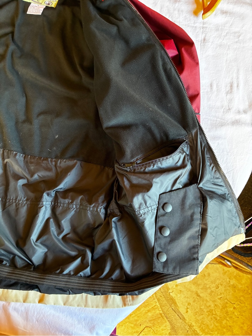 Vintage 90s Body Glove jacket Black Lined Interior with Yellow Logo Tag - Picture 6 of 10